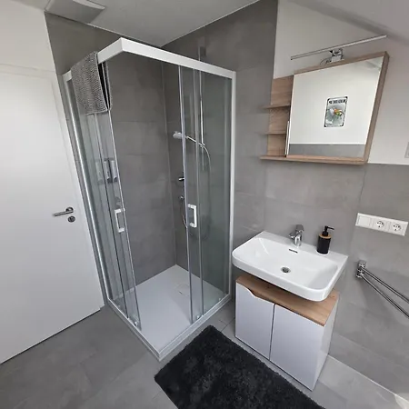 Weitblick R16-21 - Stilvoll, Arbeiten, Am Stadtrand Apartment *