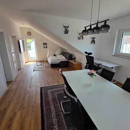 Apartment Weitblick R16-21 - Stilvoll, Arbeiten, Am Stadtrand Biberach an der Riss